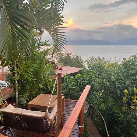 Naveria Heights Lodge Savusavu Bagian luar foto