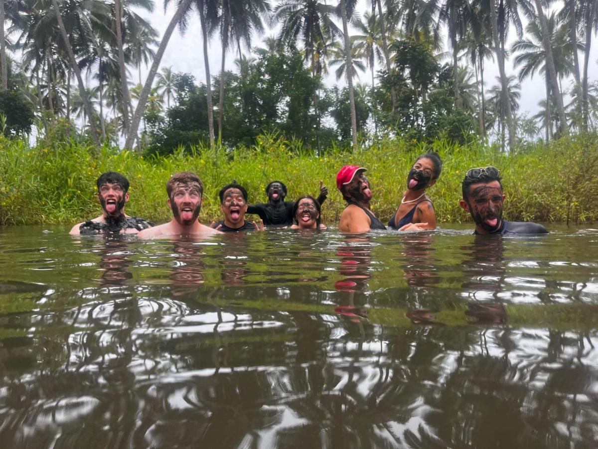 Naveria Heights Lodge Savusavu Bagian luar foto