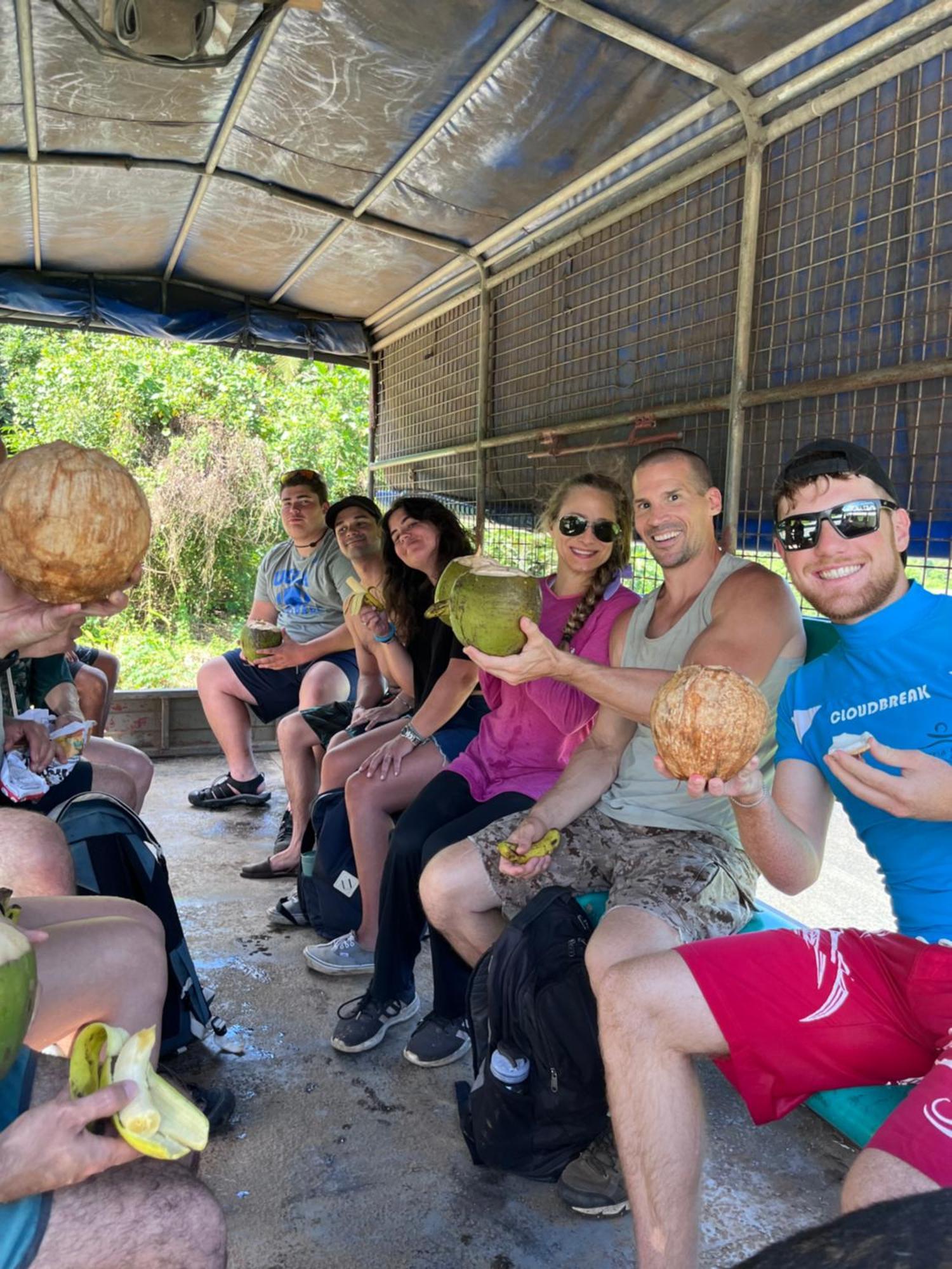 Naveria Heights Lodge Savusavu Bagian luar foto