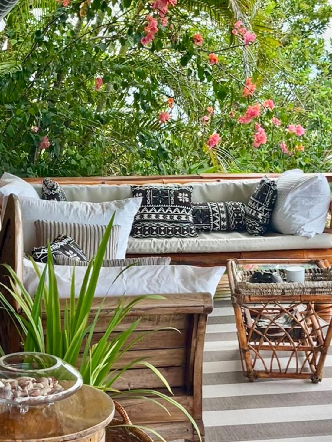 Naveria Heights Lodge Savusavu Bagian luar foto
