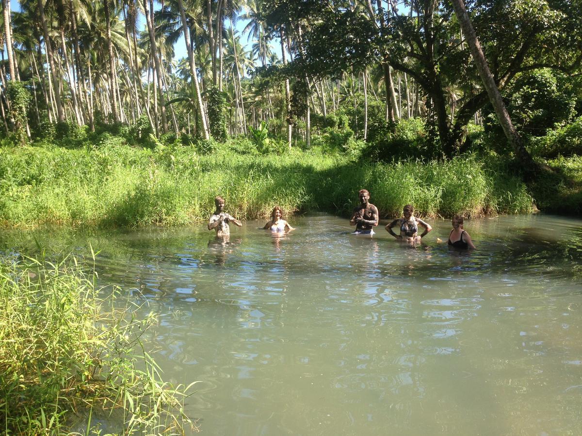 Naveria Heights Lodge Savusavu Bagian luar foto
