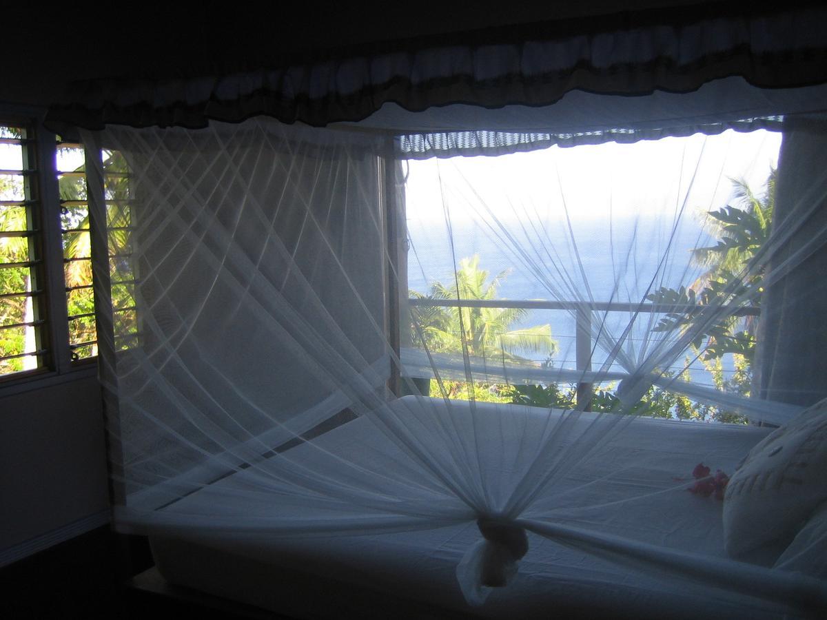 Naveria Heights Lodge Savusavu Bagian luar foto