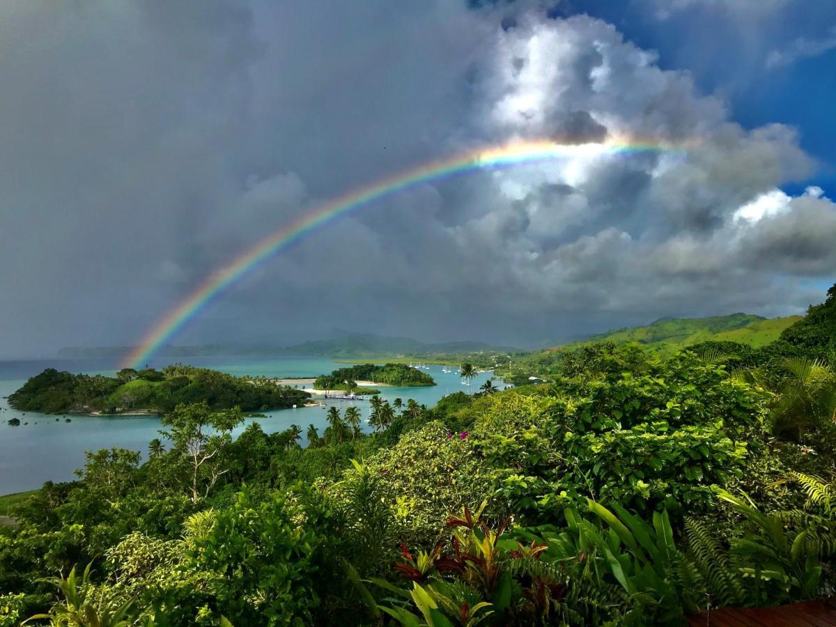 Naveria Heights Lodge Savusavu Bagian luar foto